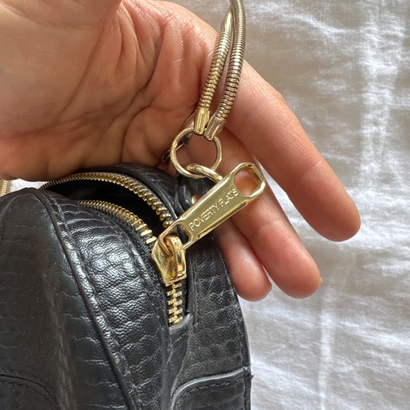 Poverty Flats Turtle Shell Crossbody Bag - Picture 4 of 5